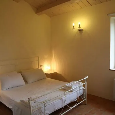 Lantgård Pratelli6